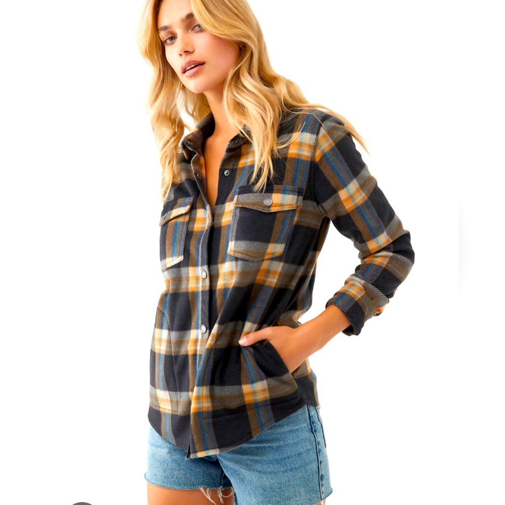 O Neill women’s Zuma fleece shirt size medium like new